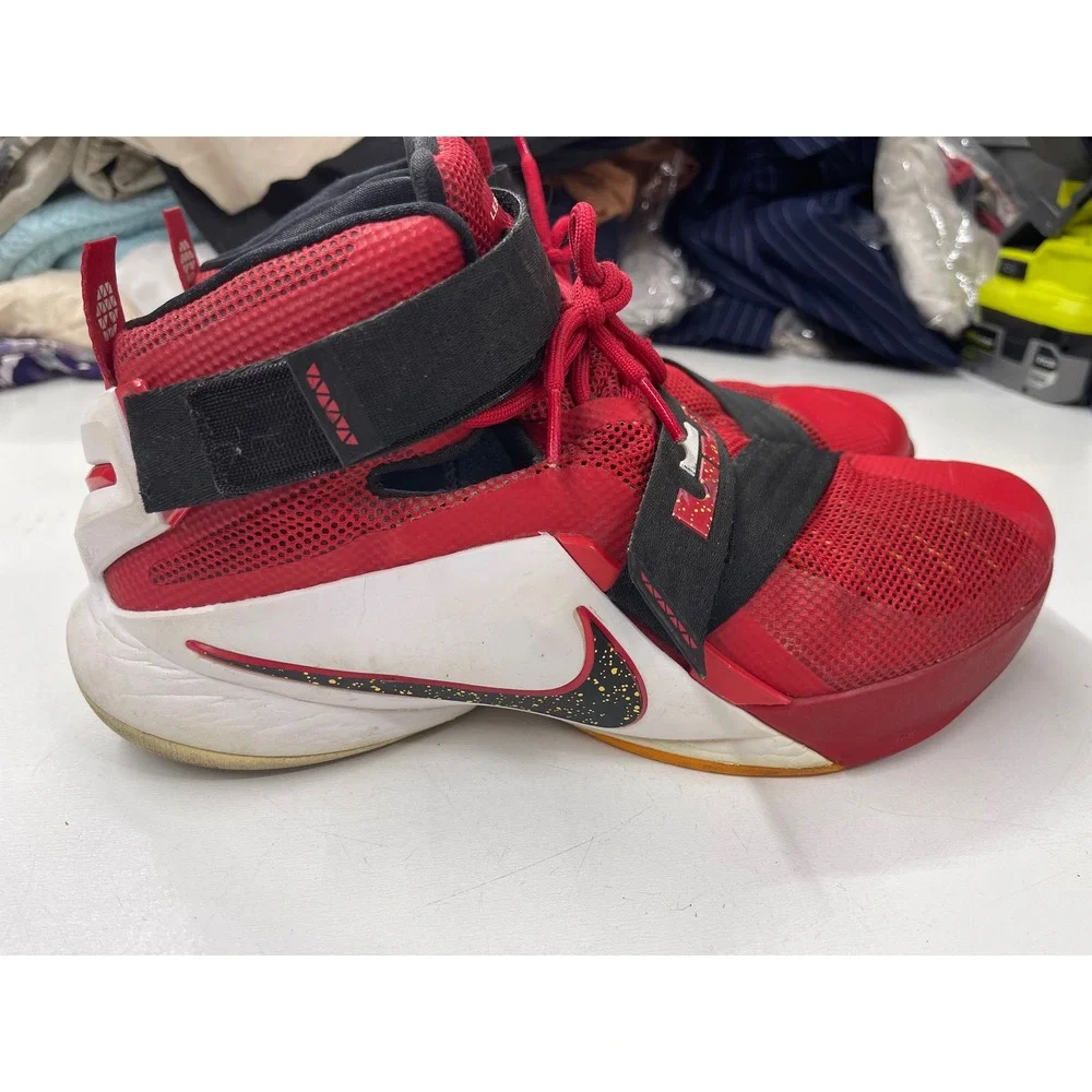 Nike LeBron Soldier 9 University Red Black White 749417-606 Mens 11.5 Basketball